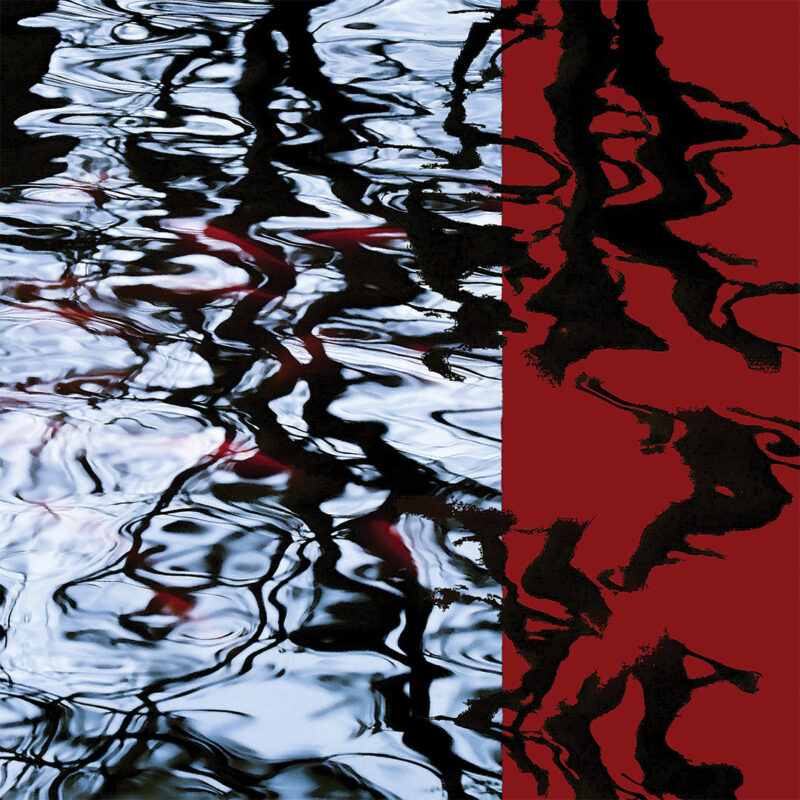 LJ_GentleWaters_Red_Macro_Website